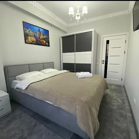 Luxury Oasis Flat Apartment Chisinau Exterior foto