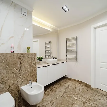 Luxury Oasis Flat Apartment Chisinau Exterior foto